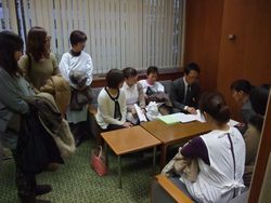 11/21 愛知県議会の会派を9組織17名で回り看護師不足の実態等を訴え紹介議員を求めました