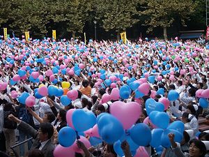 シュプレヒコール